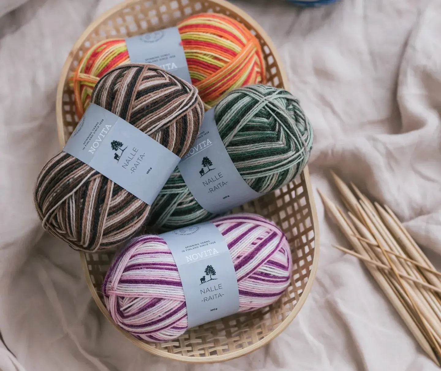 Novita 7 Veljestä Raita – Sockengarn für Streifensocken Novita Wolle