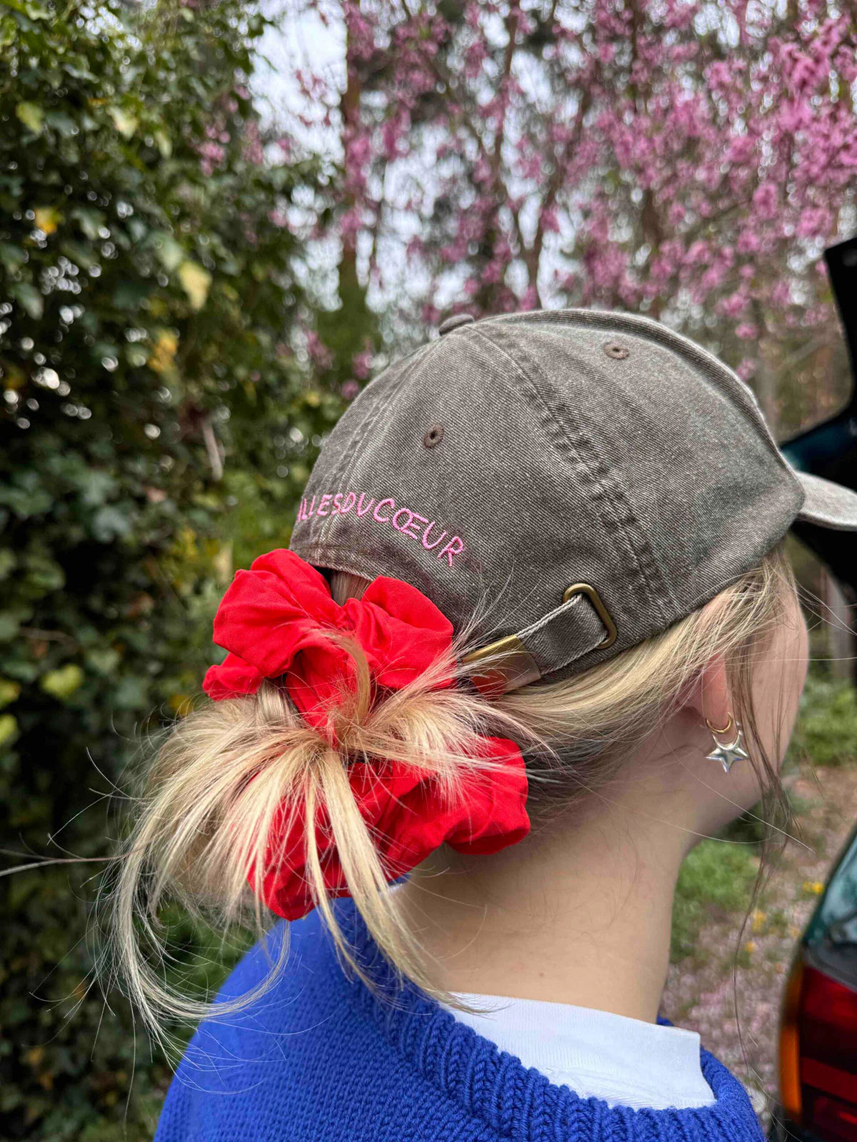 Bestickte Schildkappe HOT PEOPLE KNIT