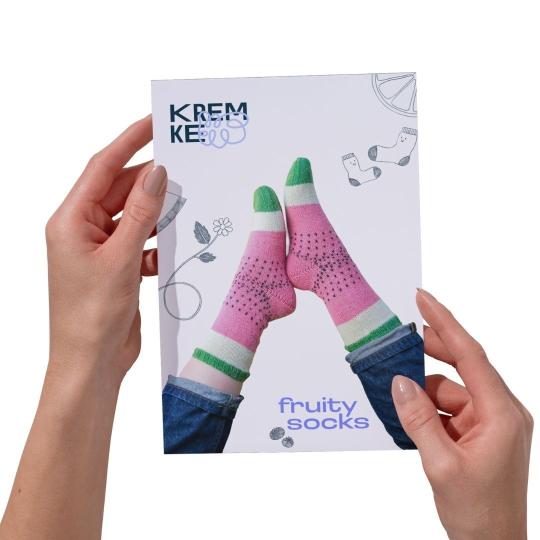 Anleitungsheft „Fruity Socks“ – Bunte Socken mit Fruchtmotiven
