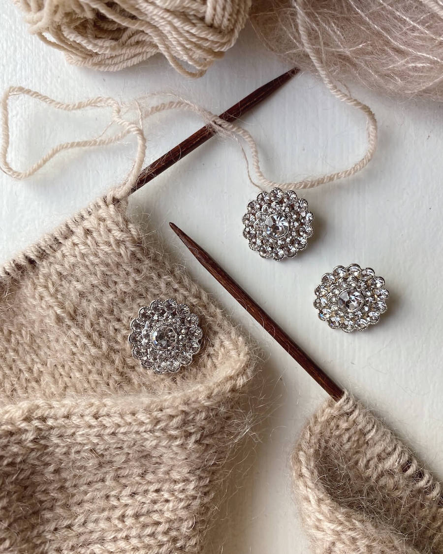 Blingknöpfe⎜PetiteKnit – edle Knöpfe für Maude Tee 3 Stk.